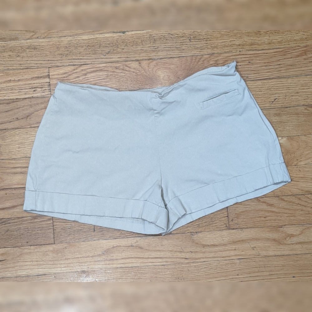 5/$25 Powder blu super stretch shorts